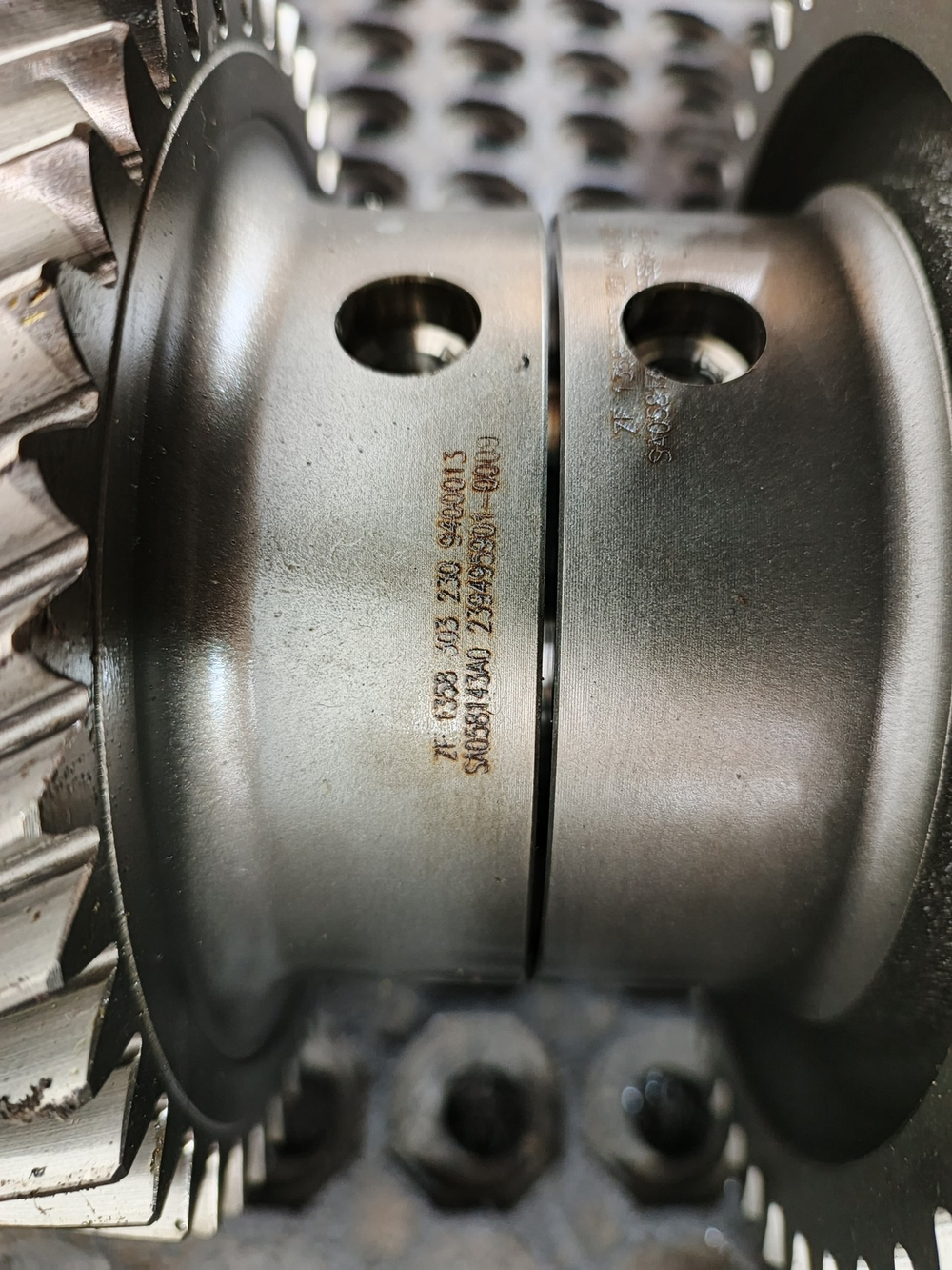 Вал промежуточный АКПП Traxon 12TX2621TD 2023г.