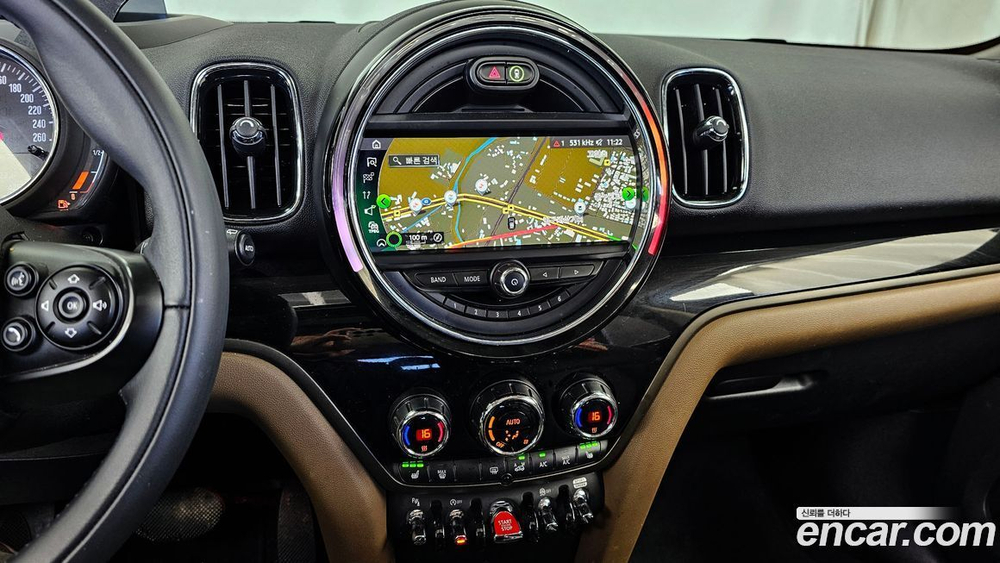 Mini Cooper Countryman HIGH (09.2019)