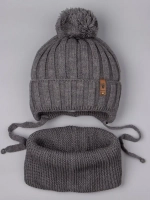 Шапка для мальчика со снудом осенняя