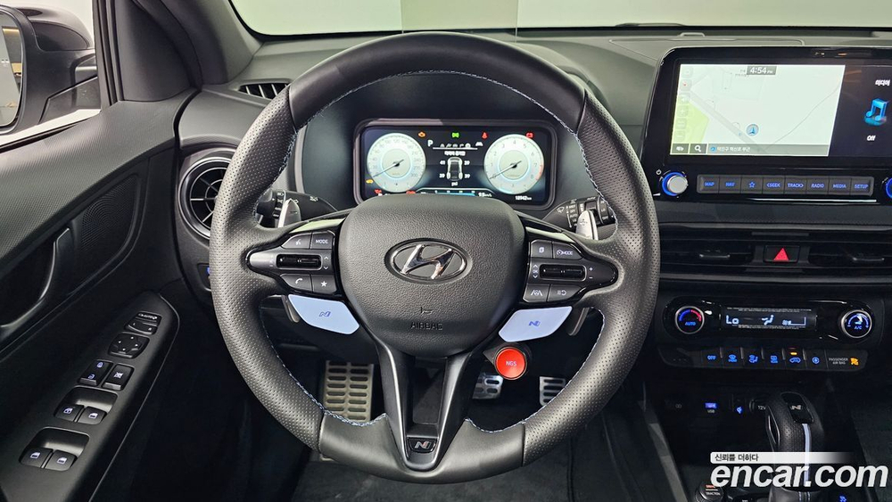 Hyundai The New KONA Бензин 2.0 2WD (04.2022)