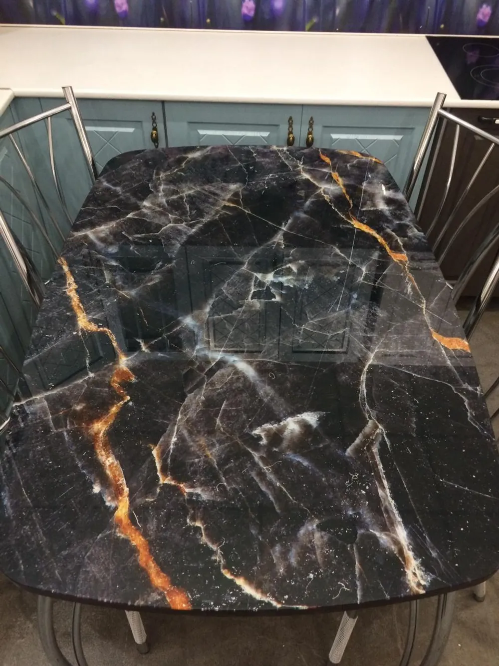 Стол обед Бочонок подстолье чайка мрамор черный