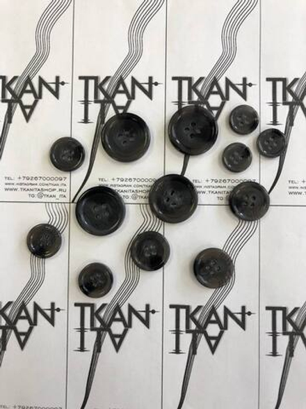 Пуговица пластиковая четырехпрокольная (имитация роговой) (пластик, Серый роговой, 22)