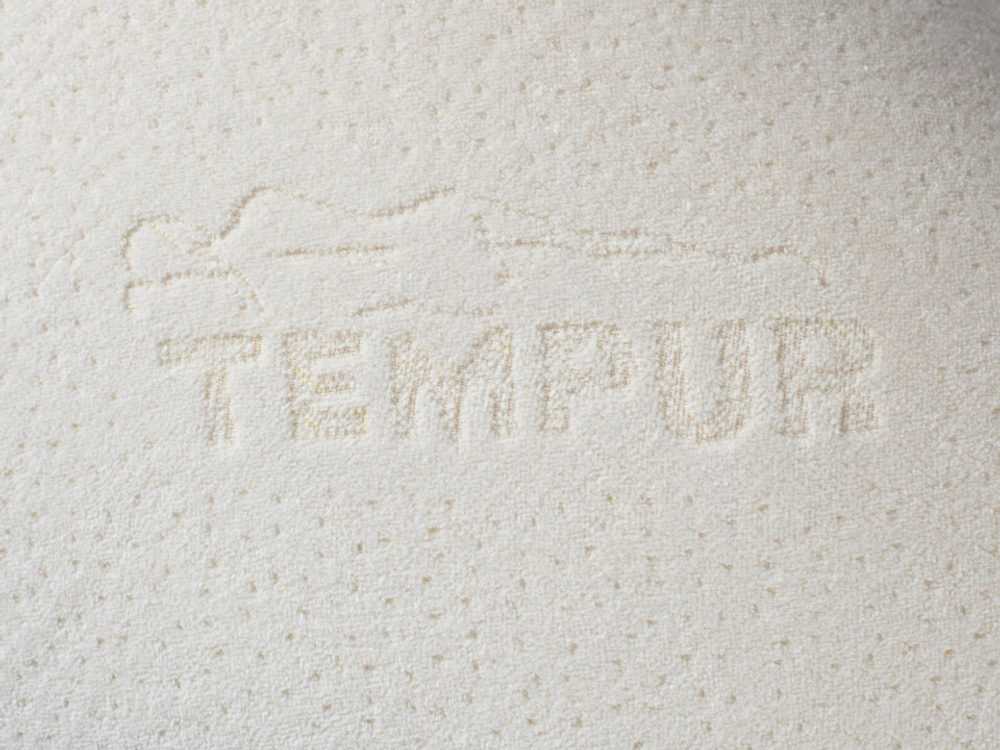 Подушка под поясницу Tempur Bed Back Support