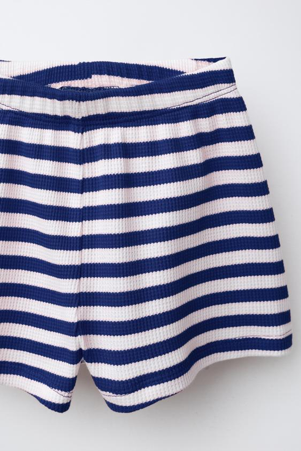 ZARA КОМПЛЕКТ ИЗ ФУТБОЛКИ И ШОРТОВ WAYAS WAFFLE, ЧЕРНИЛЬНО-СИНИЙ