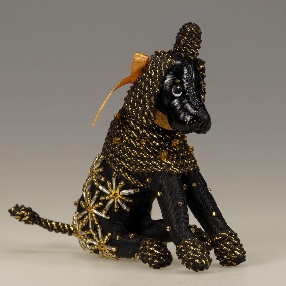 Бисерная ёлочная игрушка Пудель