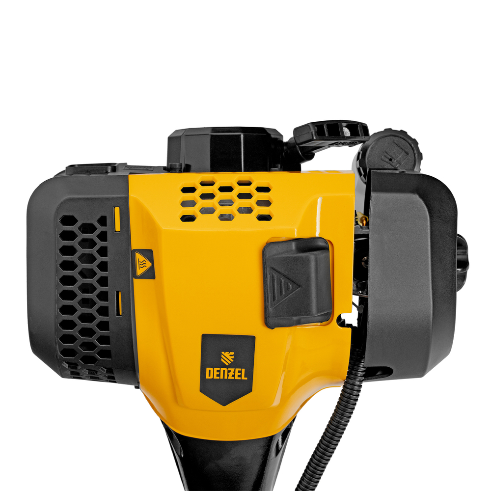 Триммер бензиновый DGT 430, 43 см3, 2.5 л. с, неразъемная штанга, состоит из 2 частей Denzel