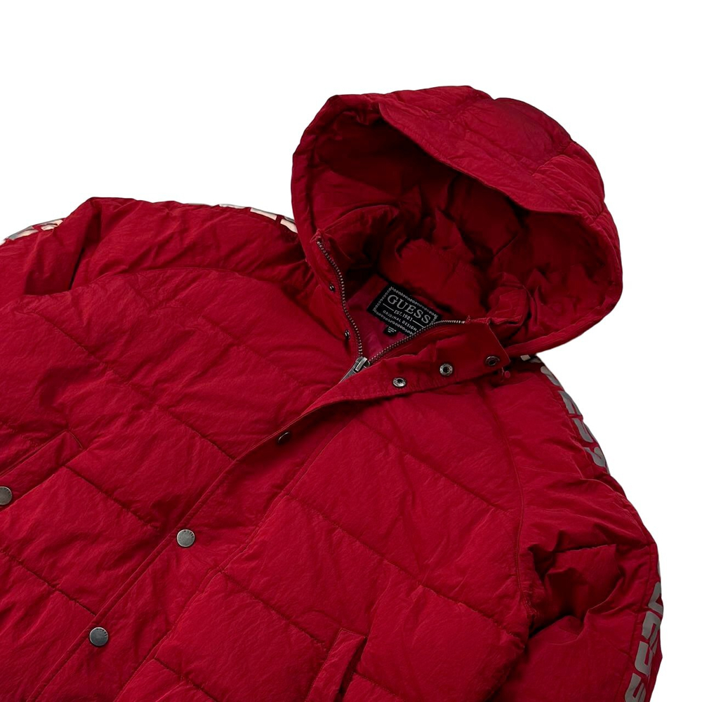 Пуховик Guess