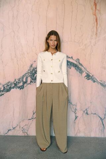 ZARA ШИРОКИЕ БРЮКИ С ЗАЩИПАМИ, СВЕТЛЫЙ ХАКИ