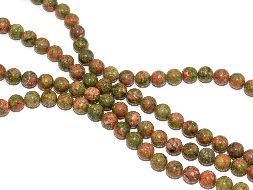 Нить бусин из унакита 10,5мм