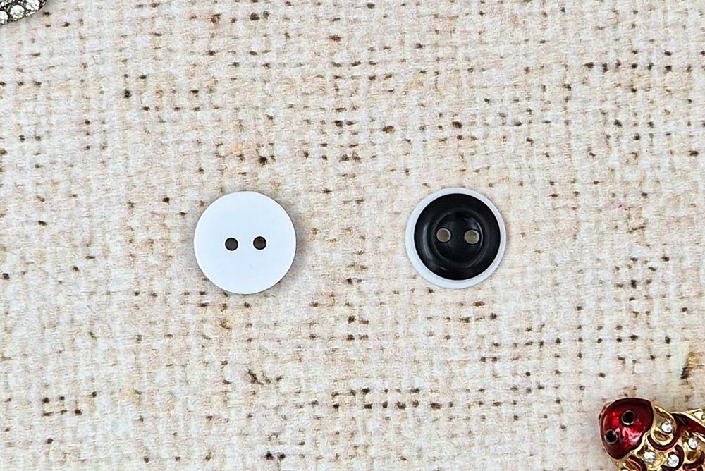 Пуговица костюмная, d 1,5 см