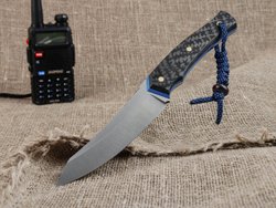 Нож для бушкрафта "Велес", сталь VG-10/Elmax, рукоять карбон (синий спейсер)