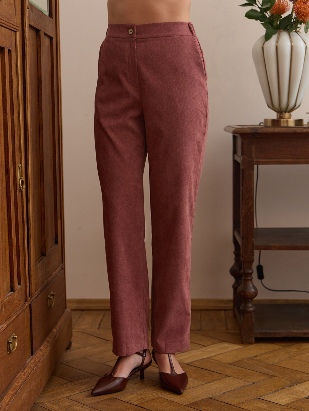 Брюки классические вельветовые