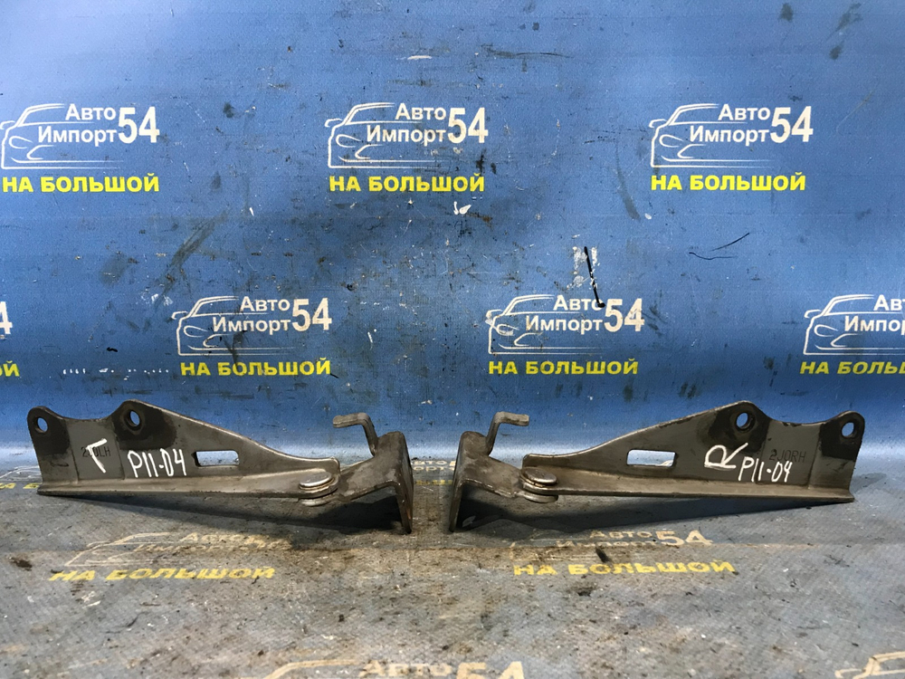 Петля капота правая NISSAN PRIMERA 1999