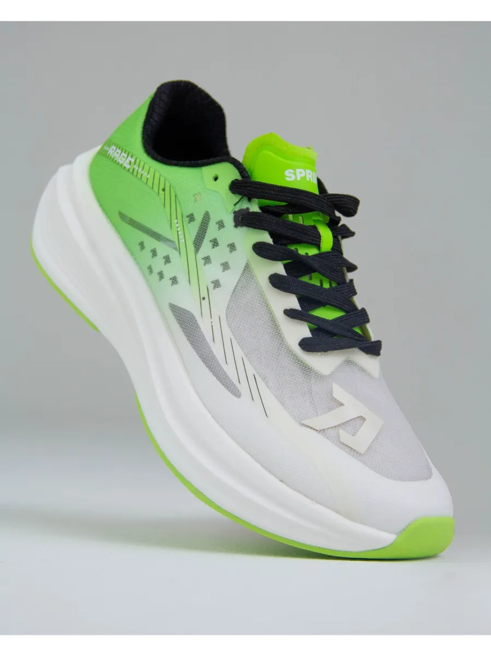 Сетчатые кроссовки с подошвой MICHELIN