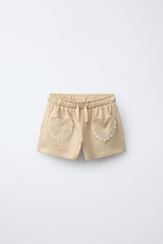 ZARA ШОРТЫ-БЕРМУДЫ «СЕРДЦЕ» С ВОЛНИСТЫМ КРАЕМ, БЕЖЕВЫЙ