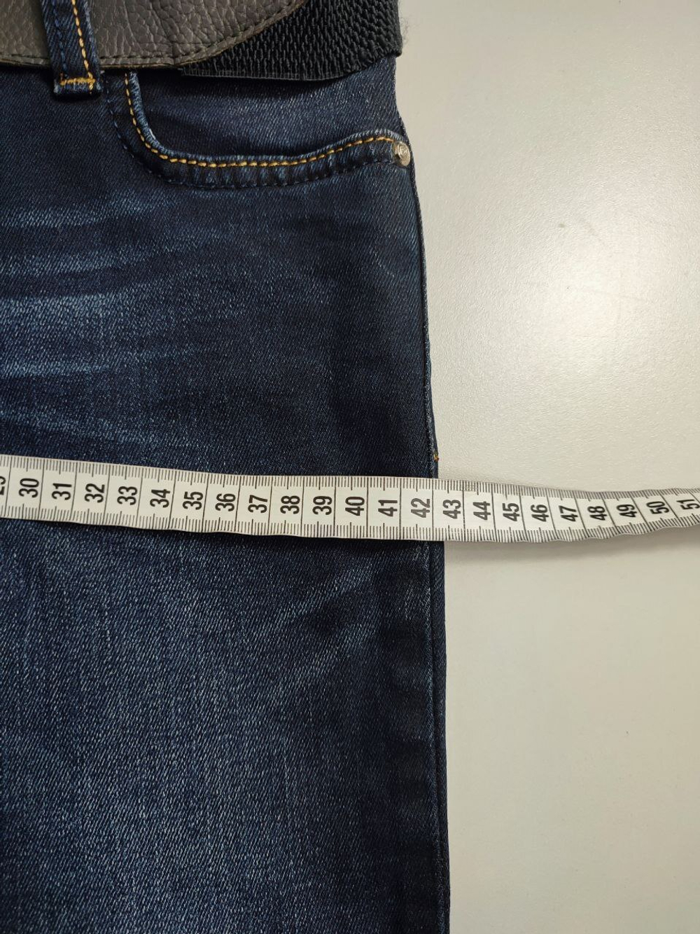 Джинсы Dsquared практичные с ремнем 42 размер, новые