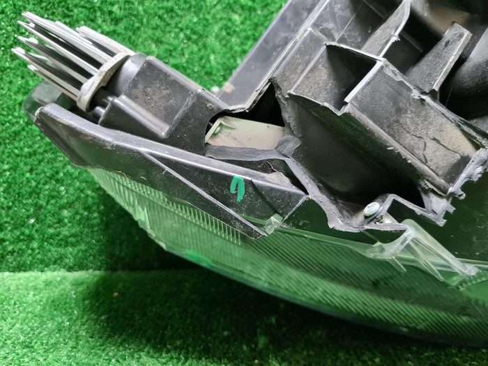 Фара левая Haval F7 (2018-2024) LED