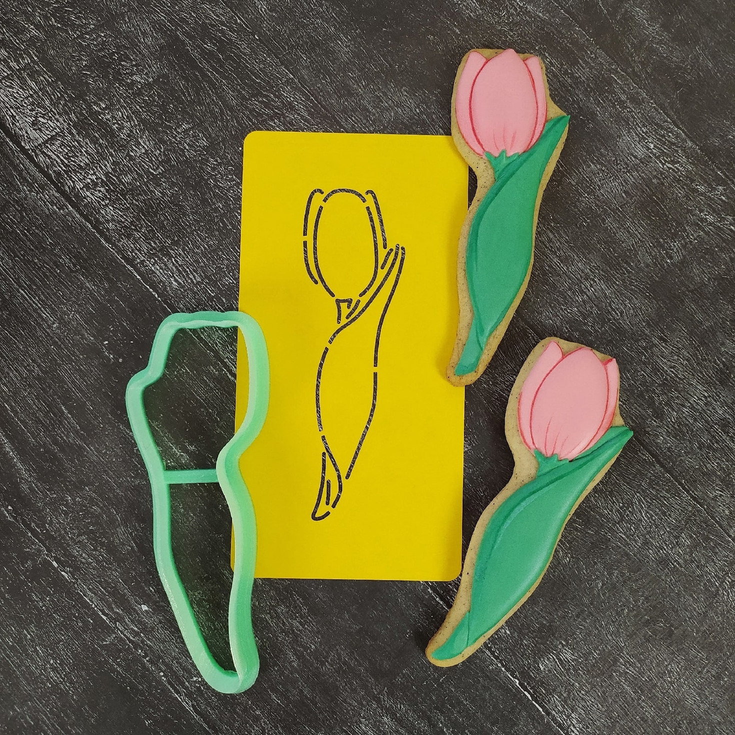 В апреле скидка 50%