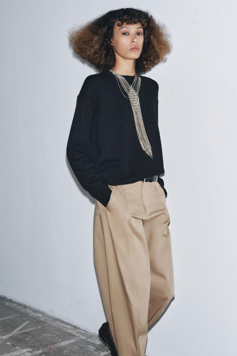 ZARA ДЖЕМПЕР ИЗ 100% КАШЕМИРА С ДЛИННЫМИ РУКАВАМИ, ЧЕРНЫЙ