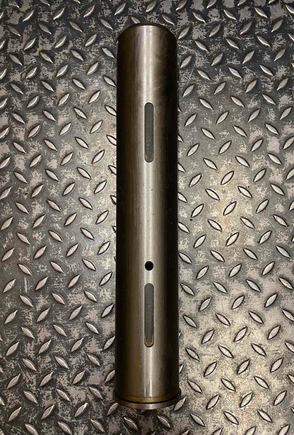 Палец JLV0933 рукоять-тяга (Турция)