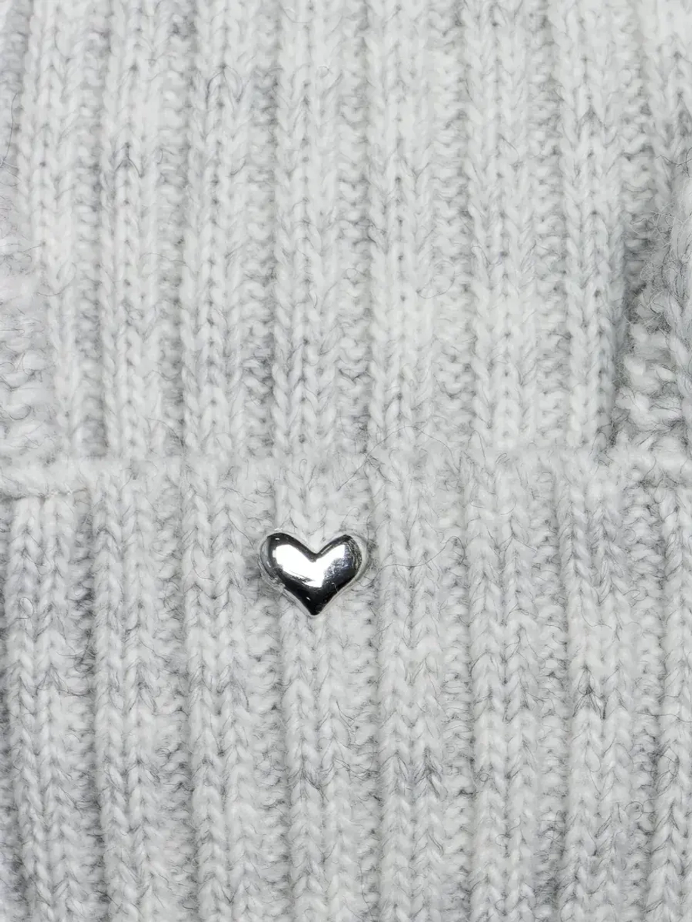 Шапка зимняя с помпоном и ушками для девочки