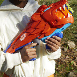 Hasbro Nerf Elite Junior - Пусковая установка Wild Lionfury + стрелы F8646 / артикул   F8646  / GTIN 5010996212160