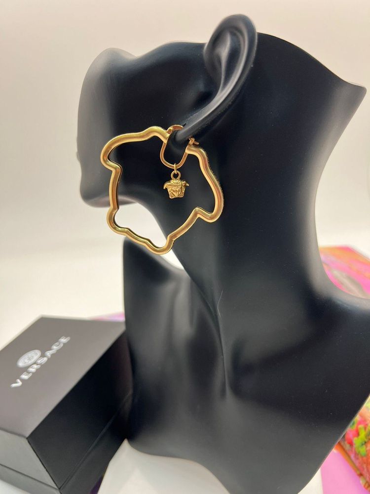 Серьги Versace