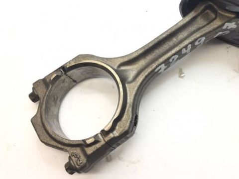 Шатун двигателя на МАН ТГЛ 51024006045 б.у.