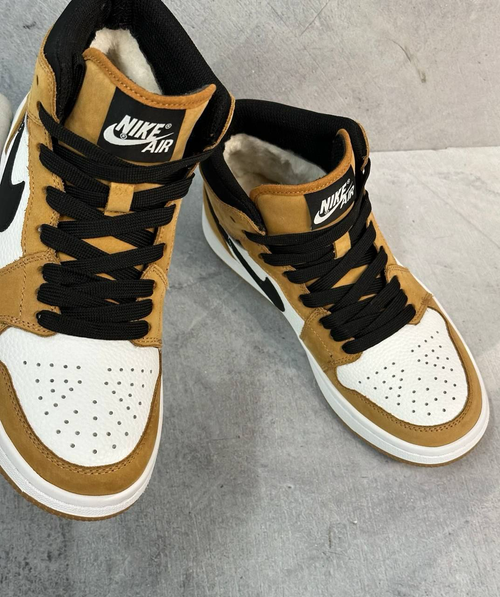 Кеды Nike Air Jordan 1 Mid