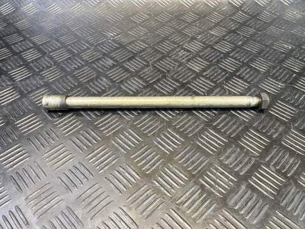 Ось заднего колеса Yamaha FZ1 Fazer RN17