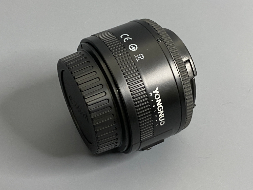 YongNuo AF 50mm 1.8 Canon EF