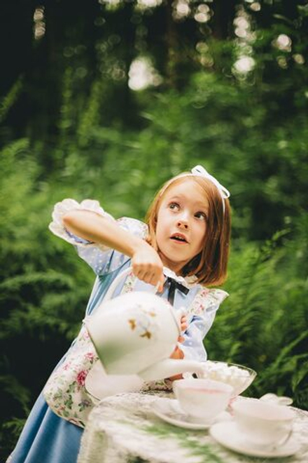 Костюм Алисы в Стране Чудес