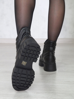 Ботинки женские зимние