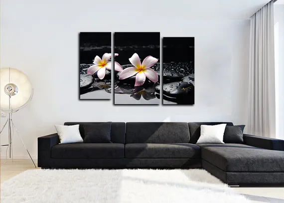 Модульная картина "Розовое на черном"