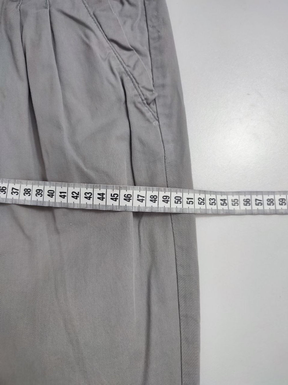 Брюки Ostin светлые 44 размер