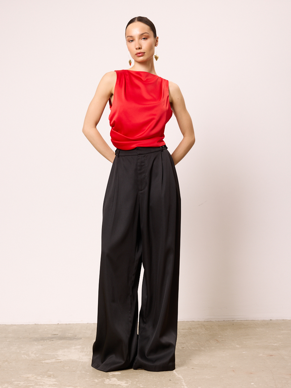 Топ блуза вечерний атласный с открытой спиной