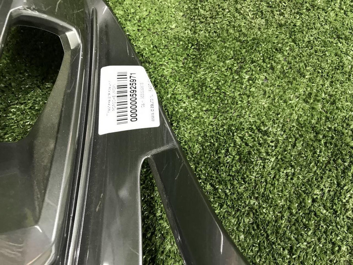 Решетка переднего бампера Toyota Camry xv70 (2017-2021)