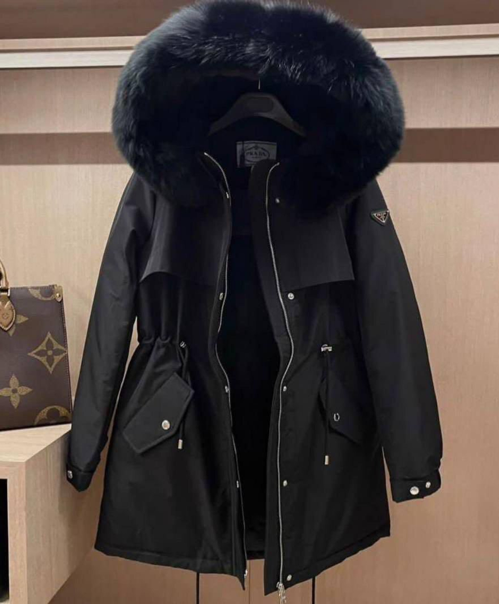Парка Prada