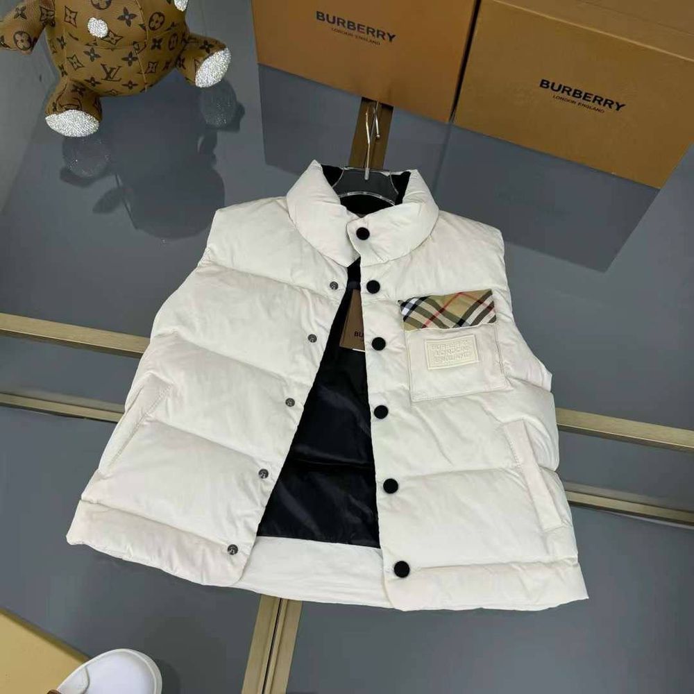 Жилет Burberry