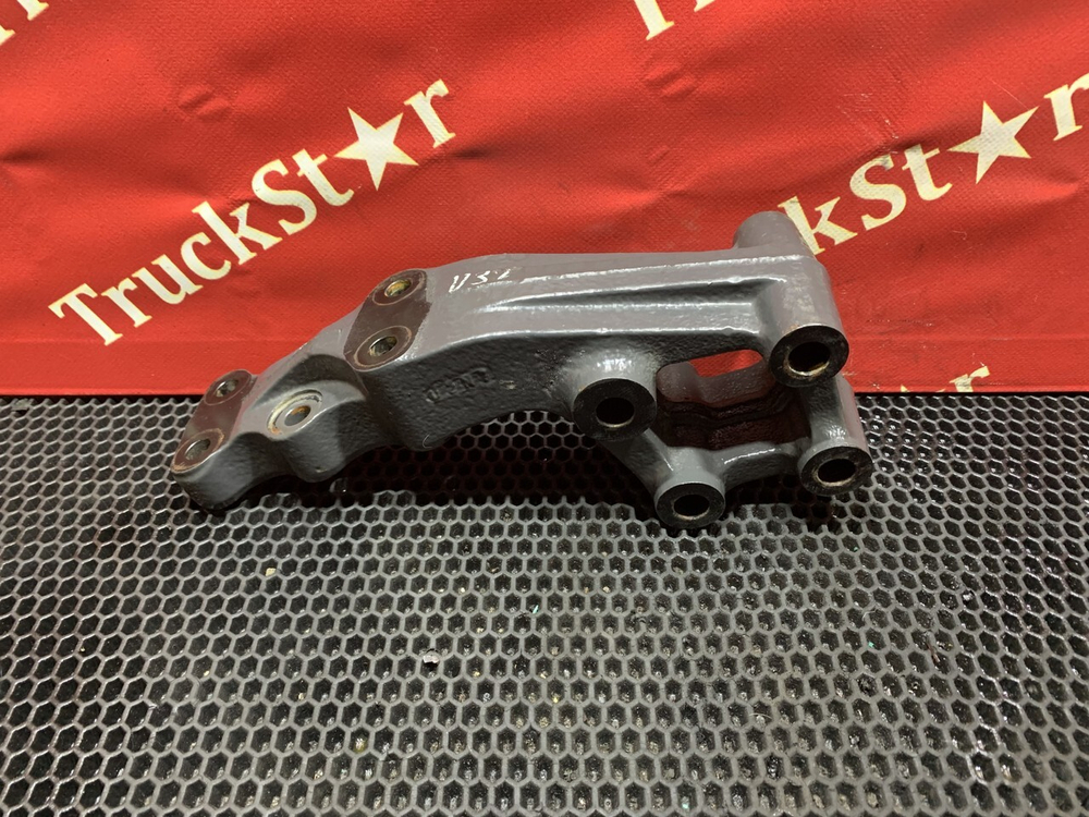 Кронштейн кабины 2017г