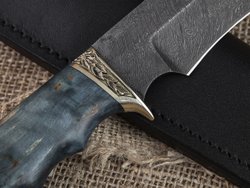 Нож "Ястреб", дамасская сталь, рукоять синяя стабилизированная карельская береза