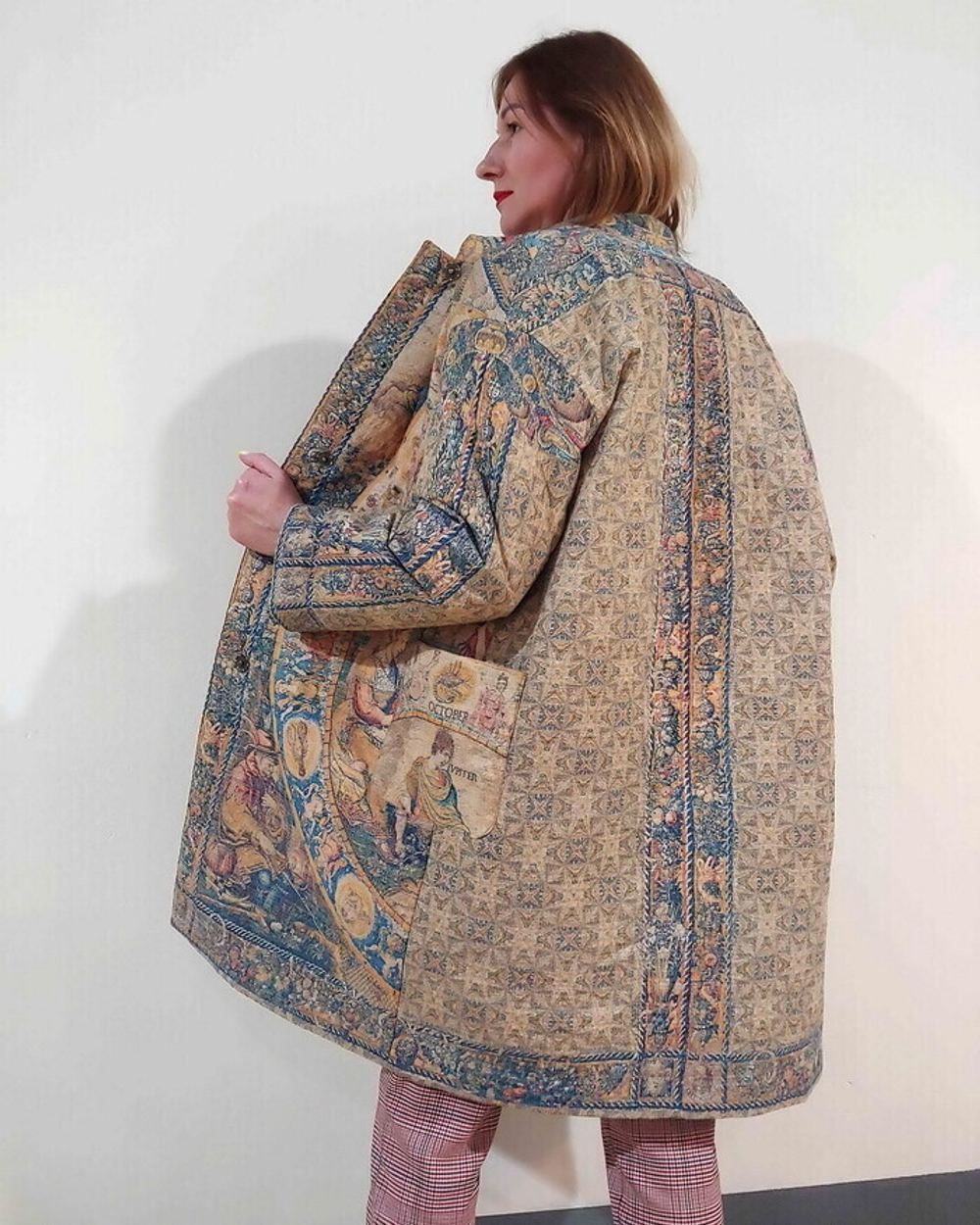 Пальто "Знаки зодиака", по мотивам фламандского гобелена 17 в