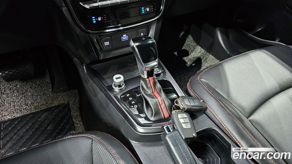 KG Mobility (Ssangyong) Very New Tivoli Бензин 1.5 2WD (08.2020)