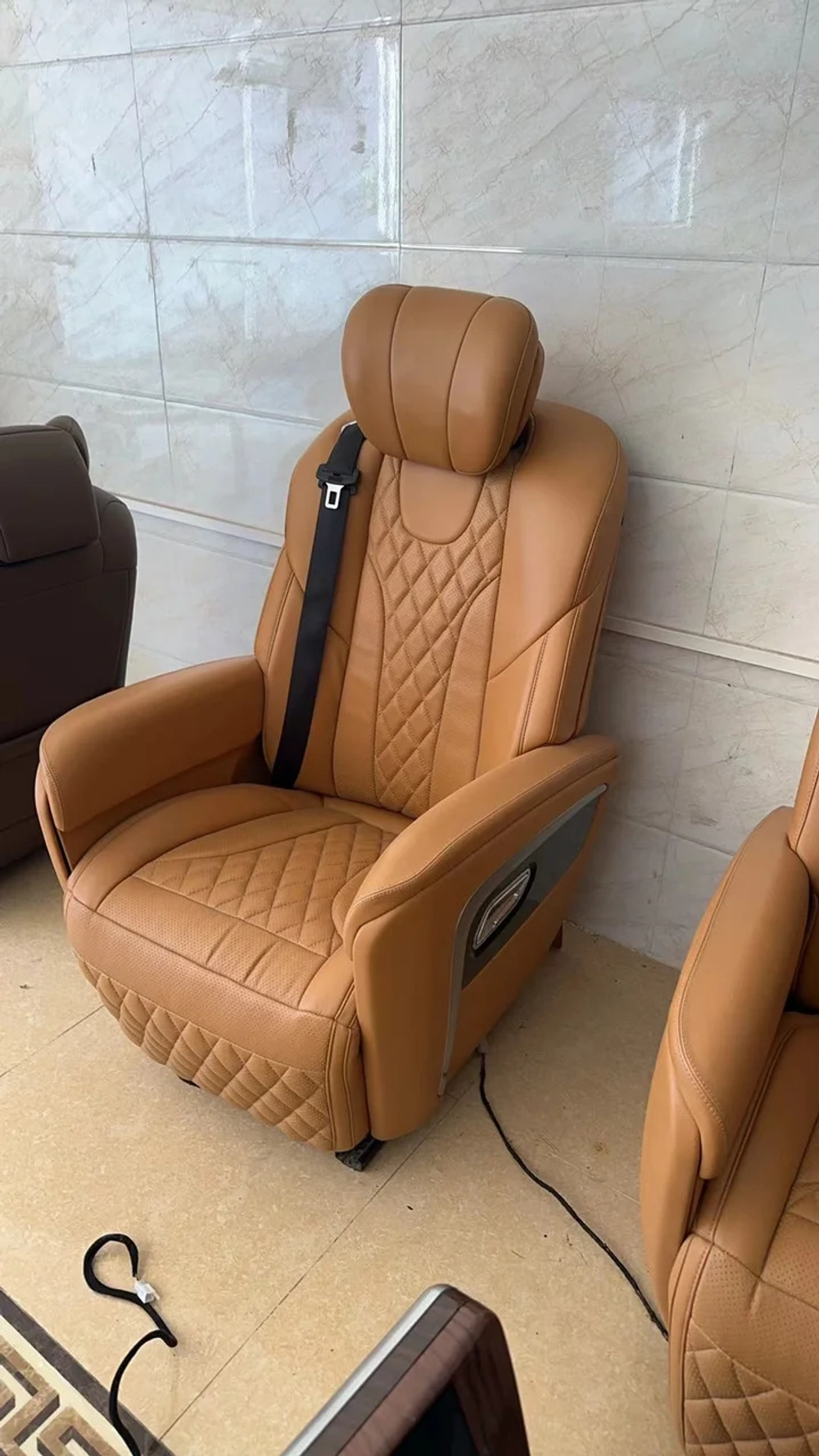 Сиденья капитанские кресла для Mercedes-Benz V-class / Vito W447 2015-2024+ Мерс кожаные сиденья сиденье кресла