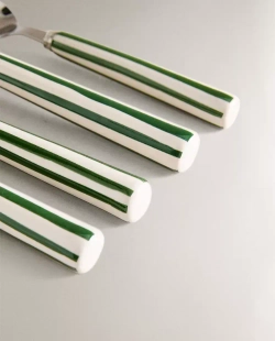 ZARA HOME НАБОР СТОЛОВЫХ ПРИБОРОВ С КЕРАМИЧЕСКОЙ РУЧКОЙ ( 4 ПРЕДМЕТА), ЗЕЛЕНЫЙ