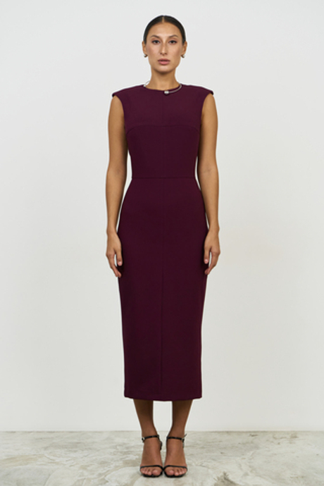 Платье силуэтное