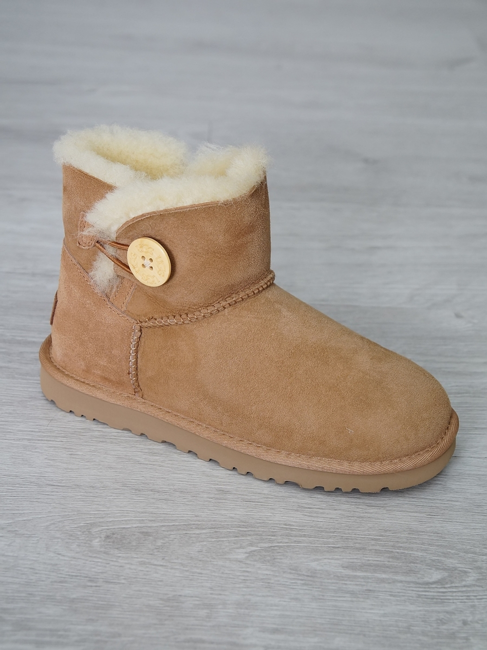 Угги женские зимние