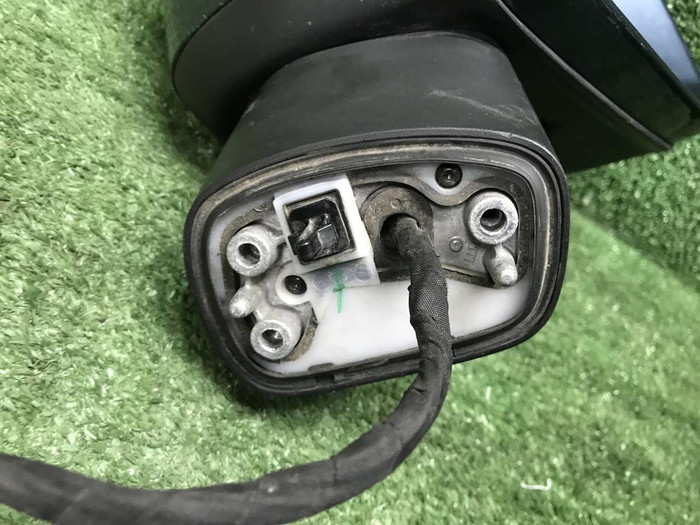 Зеркало правое Volvo XC60 2 (2017-н.в.) 12 конт.