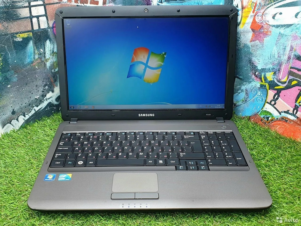 Ноутбук Samsung NP-R540 для работы и учебы