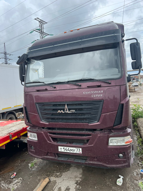 МАЗ 5440 4x2 Седельный тягач 54402L-2531-031 (Дизельный, 11,8 л, 454 л.с., АТ)